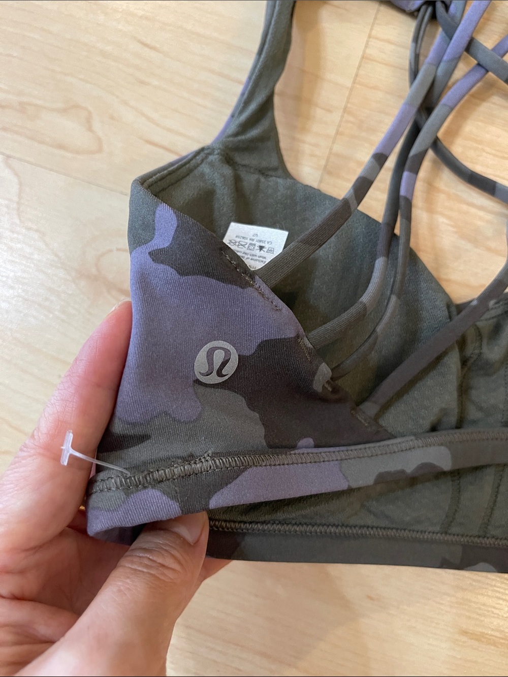 lululemon athletica Olive Green & Purple Camo Strappy Sports Bra size 6